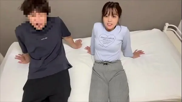 Amateur Couple’s Intimate Encounter: A Raw Experience