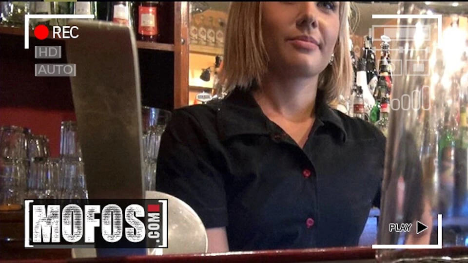 Barmaid Rihanna Samuel Receives Customer’s Attention – HD Video