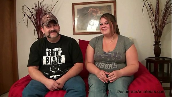 Real First-Time Experiences: Amateur Moms Audition for Cash