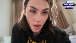 Seductive Student Shows Expert Skills in HD Performance