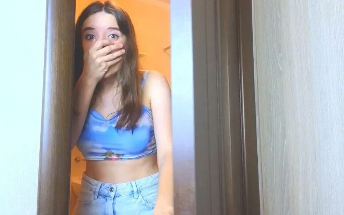 She Held It All Day – Intense Release in HD