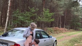 Twink Delivers Outdoor Blowjob to Stepbrother – HD Viewing