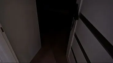 Intimate Bath Time Encounter: Romantic Amateur Couple’s Experience