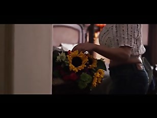 Gute Stiefmutter Fickt Nerdigen Stiefsohn – Online HD Viewing