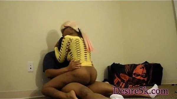 Intimate Homemade Tape Featuring a Confident Milf