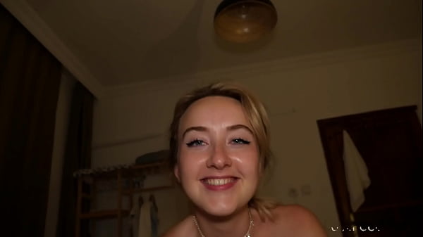 Intense Vacation Encounter with Cute Blonde: A Sexy Adventure