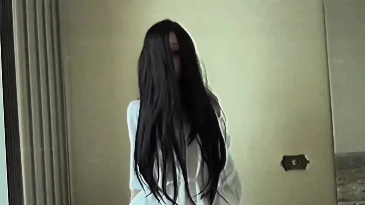 Zne Roleplay: Sadako Halloween Special Featuring Amberzinha