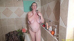 Curvy Expecting Mother Explores Pleasure with Sizable Toy