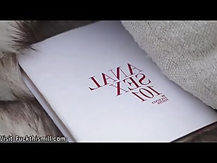 Adriana Chechik – Anal-Loving Adriana Gapes Her Flawless Ass